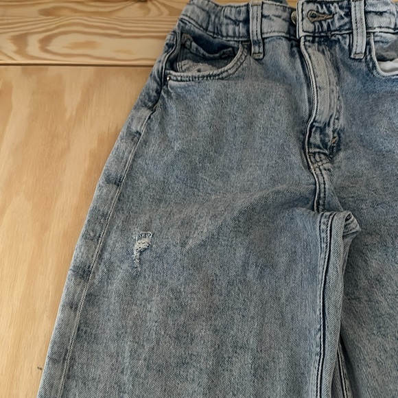 H&M | Wide Leg Vintage High Waist Denim - Picture 4 of 8